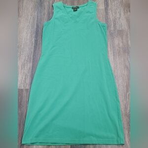 Eddie Bauer Sleeveless V-Neck above knee length Dress in kelly Green